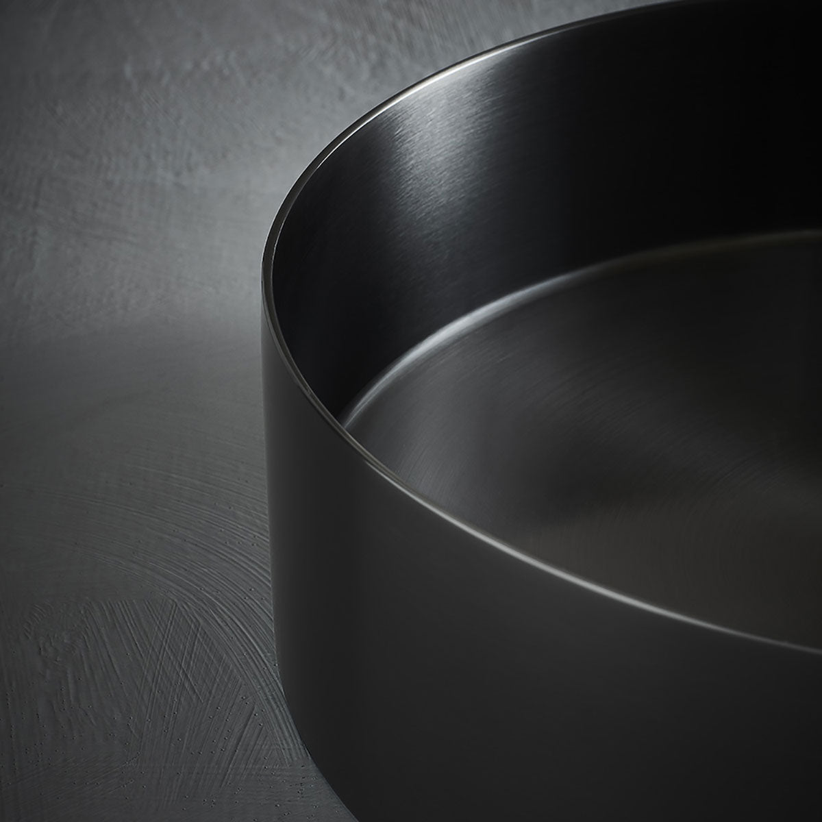 Fritstående Håndvask Hafa Circle Steel Børstet Sortkrom