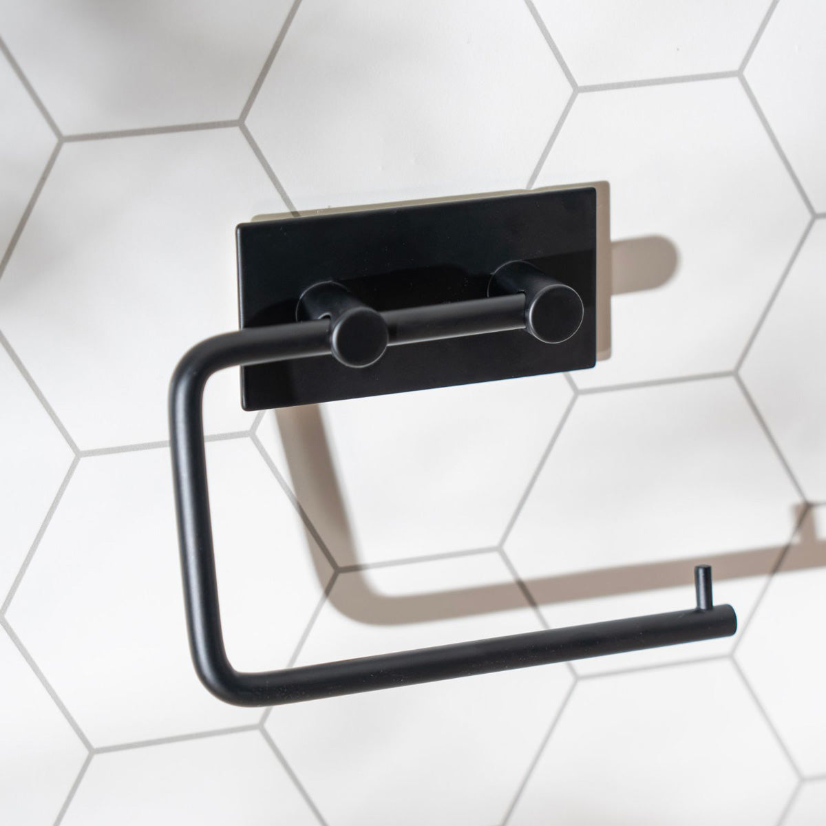 Toiletpapirholder Smedbo Selvklæbende Kantet Sort Mat