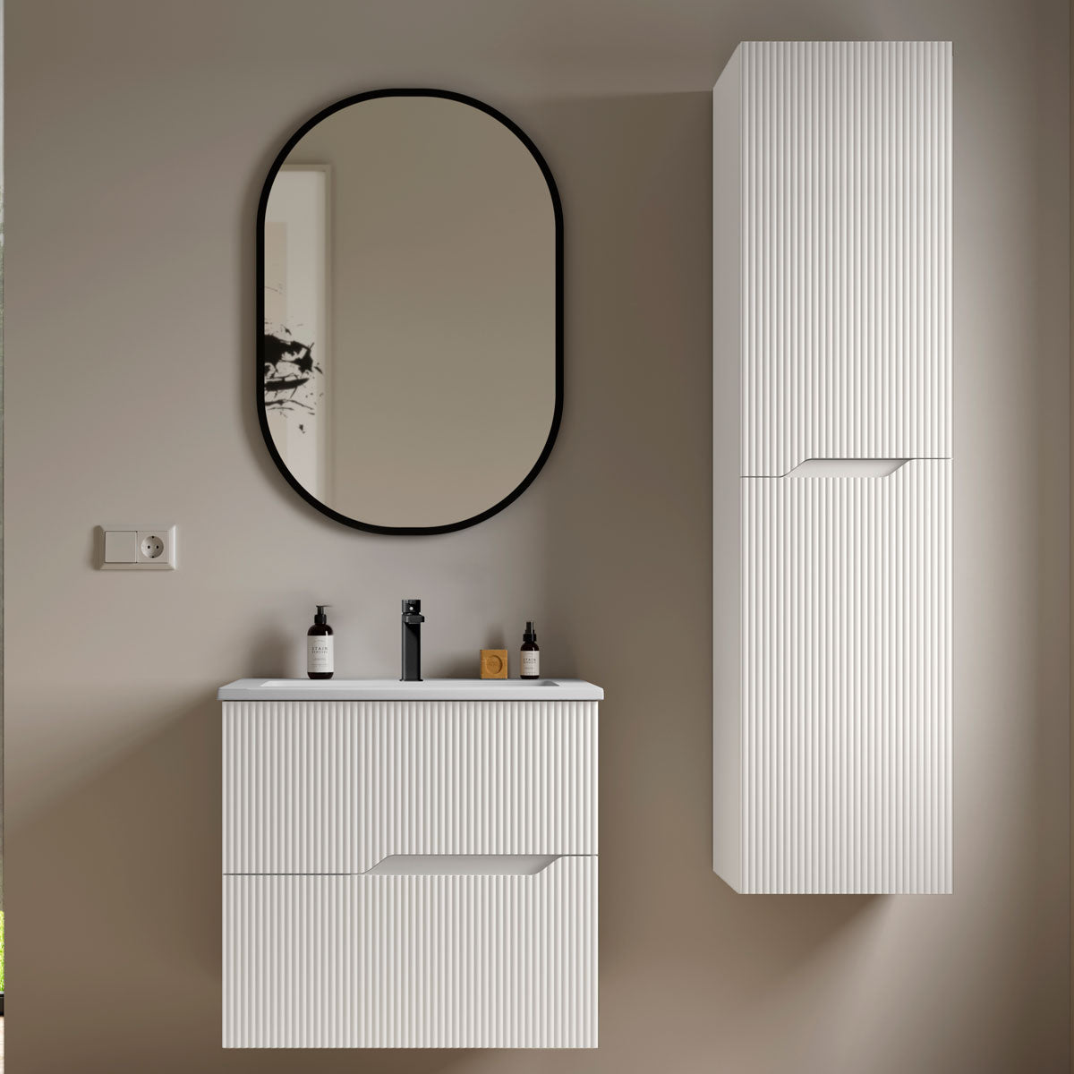 Badeværelsesskab Høj 35x140 cm Tenfors Bambu Hvid Mat