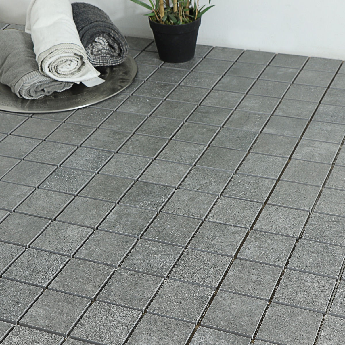 Mosaik Integra Graphite 10x10