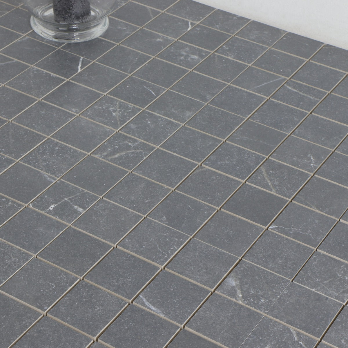 Mosaik Soapstone Graphite Mat Marmor