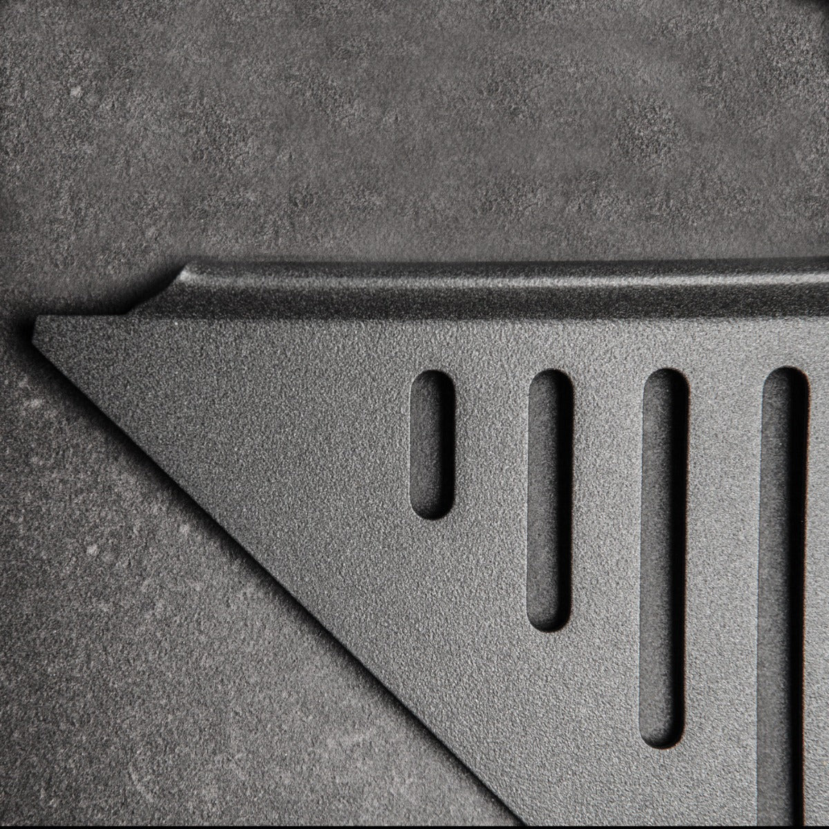 Brusehylde hjørne New York Mørk Granit