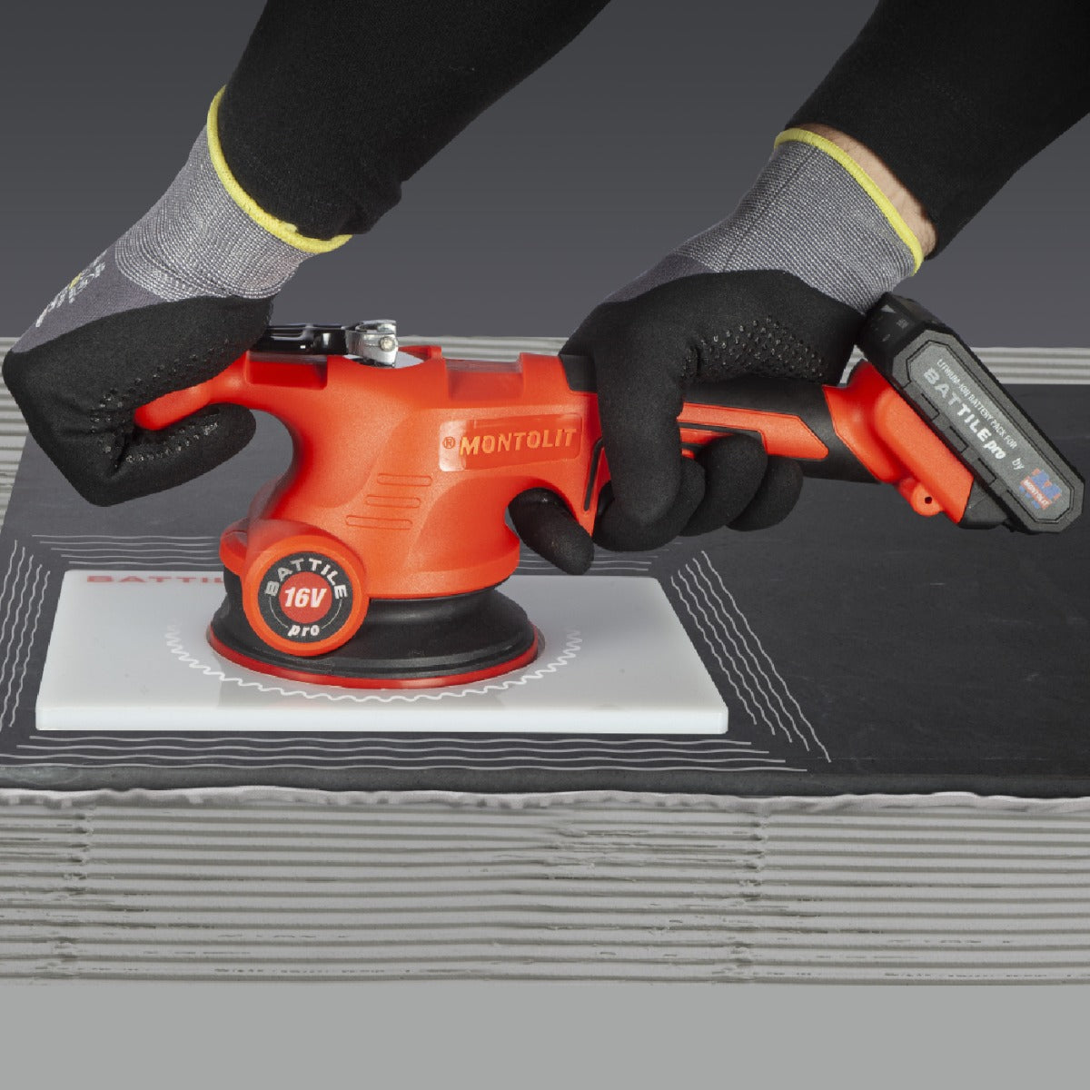 Flisevibrator Montolit Battile Pro 2B